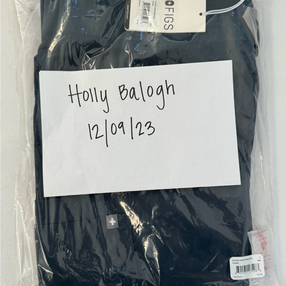 New FIGS dark harbor pants